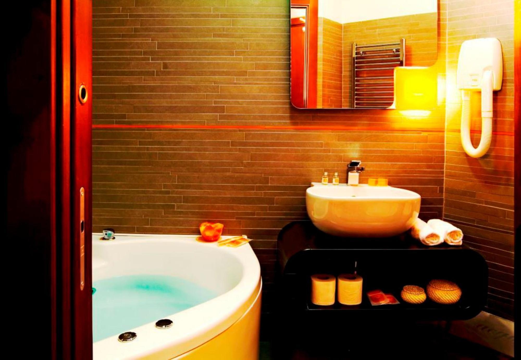 Orange Hotel Рим Екстериор снимка